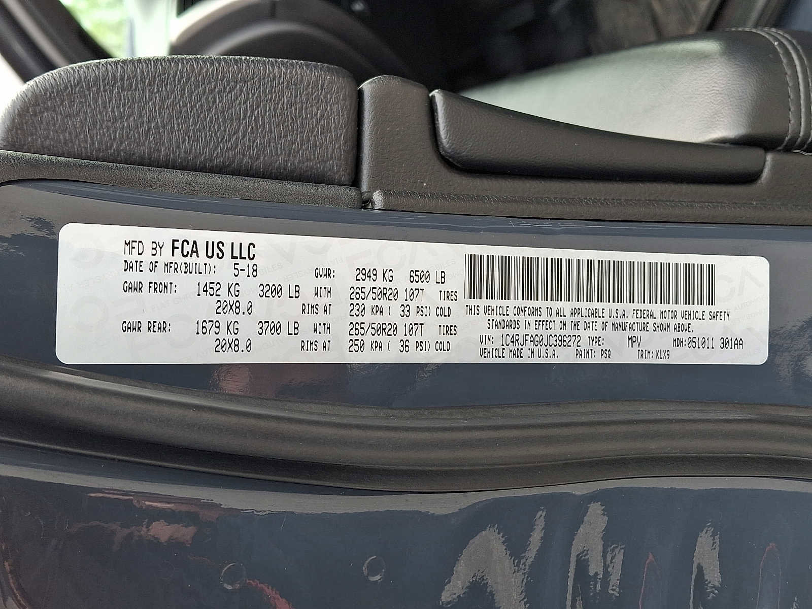 Used 2018 Jeep Grand Cherokee Altitude AWD/4WD image 28