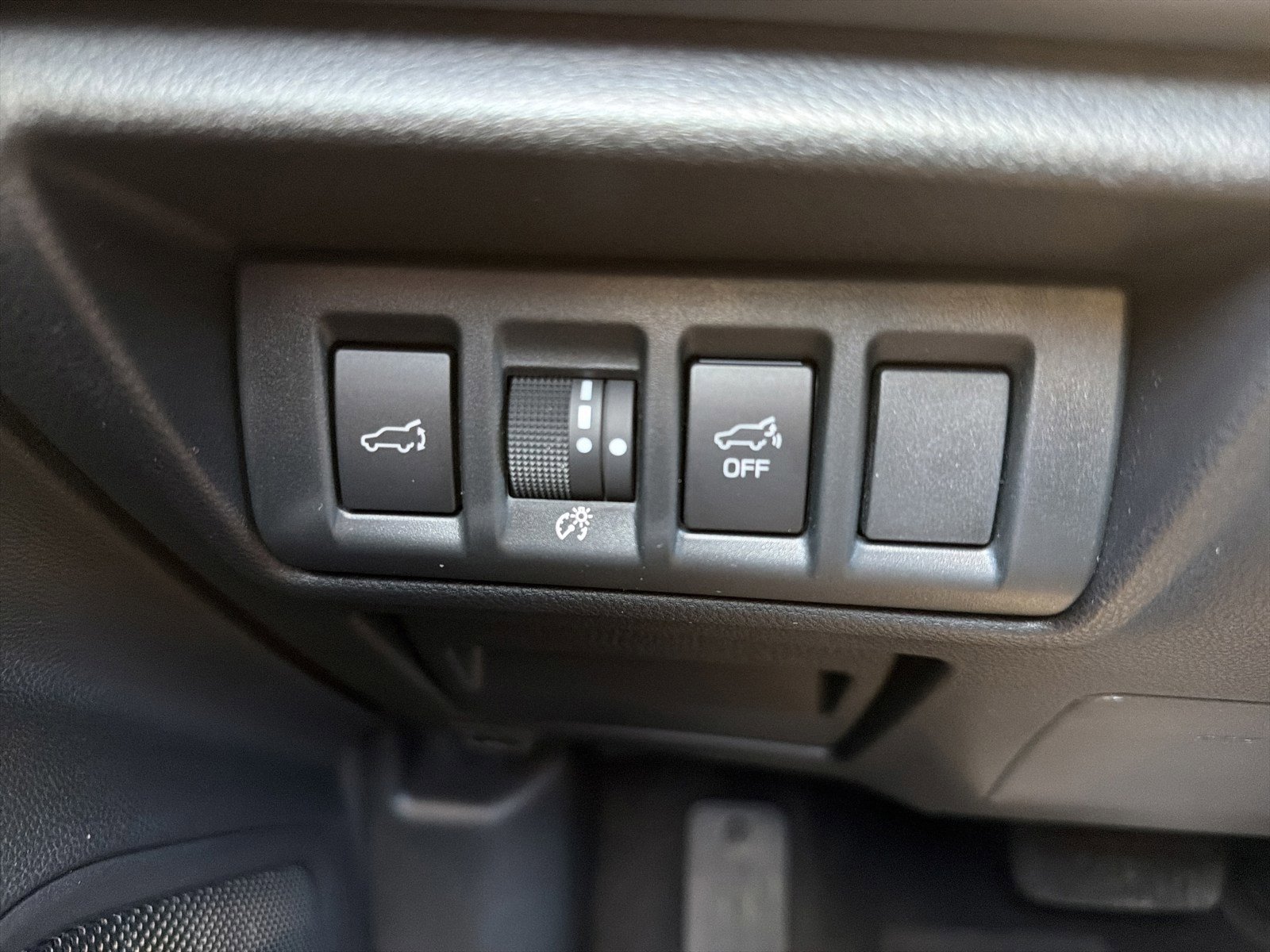 Certified 2025 Subaru Outback Touring w/ Popular Package #2 image 25