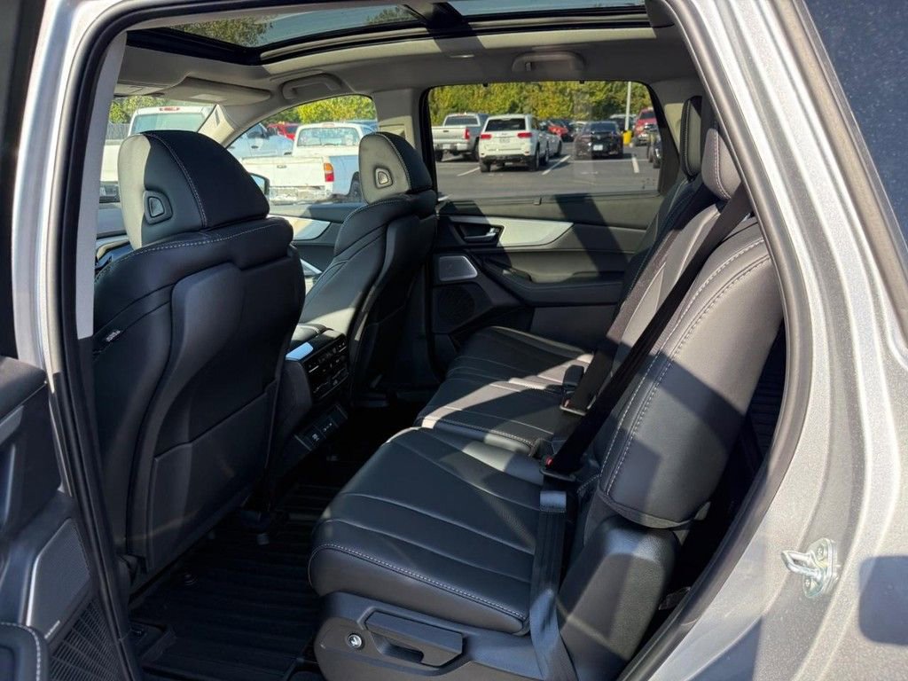 Certified 2026 Acura MDX w/ Technology Package image 6