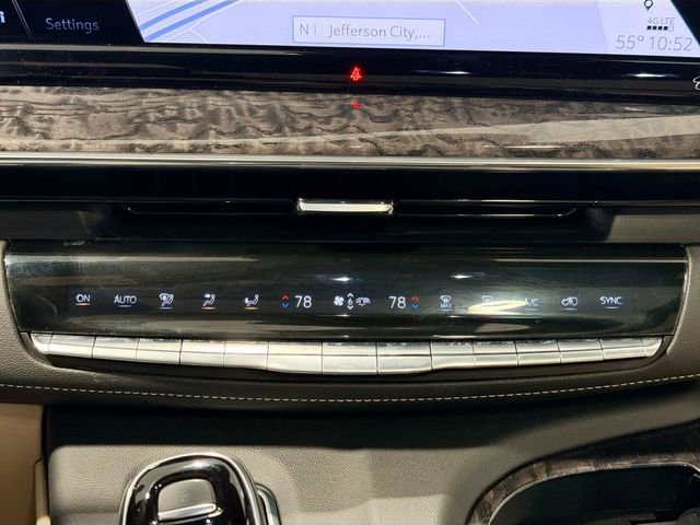 Certified 2021 Cadillac Escalade Premium Luxury w/ LPO, Illumination Package image 15