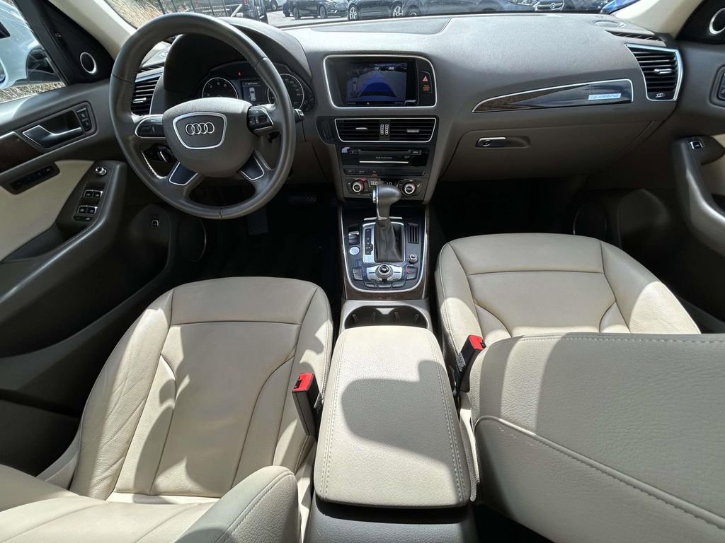 Used 2016 Audi Q5 2.0T Premium Plus w/ Technology Package image 13