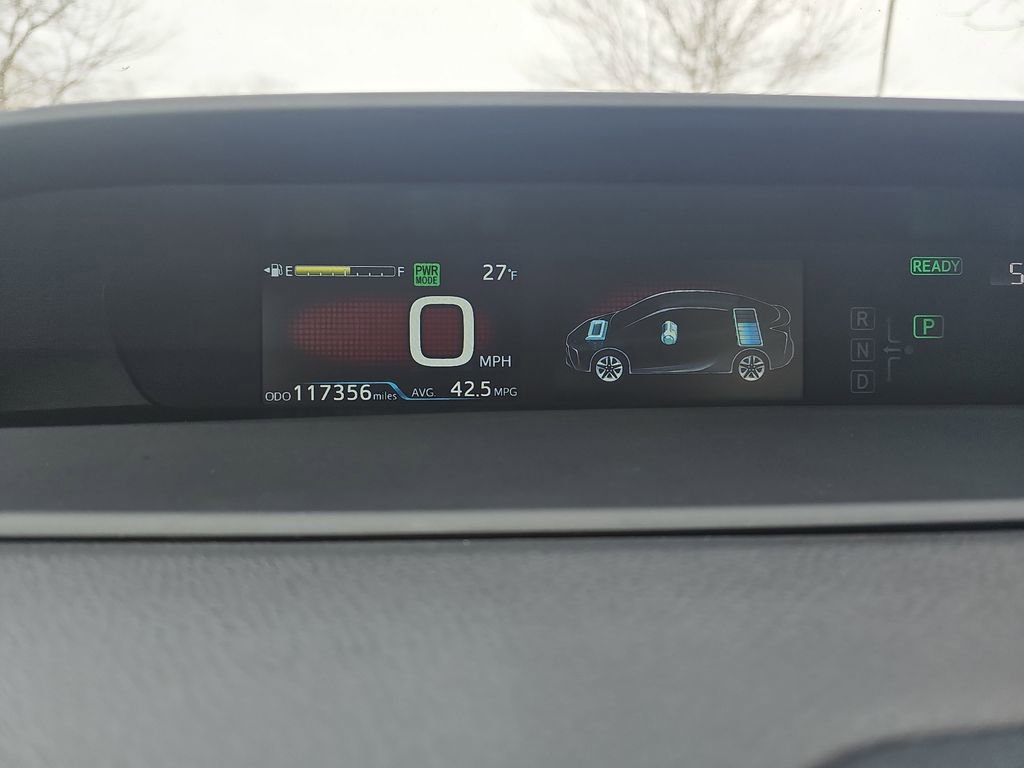 Used 2019 Toyota Prius L Eco image 18