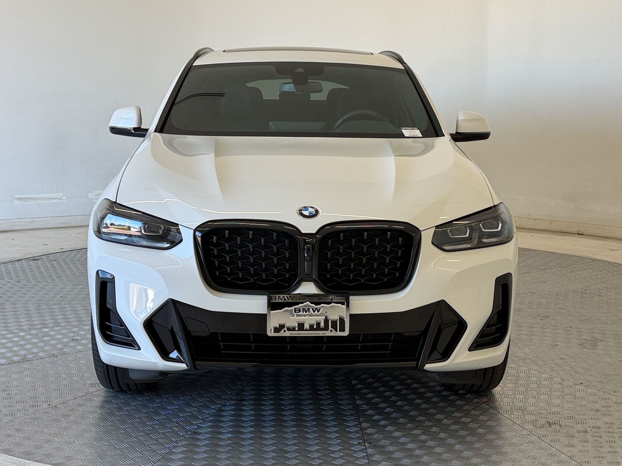 Certified 2023 BMW X4 xDrive30i w/ M Sport Package AWD/4WD image 6