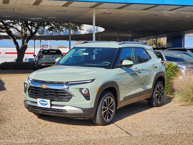 New 2026 Chevrolet TrailBlazer LT w/ Driver Confidence Package FWD image 3