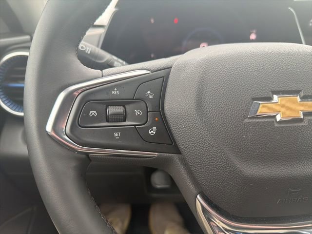 Used 2024 Chevrolet Trax LT w/ LT Convenience Package image 39