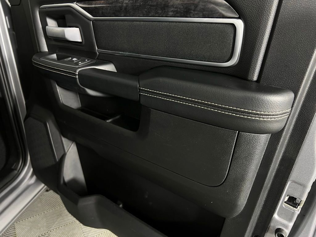 Used 2024 RAM 2500 Big Horn w/ Bed Utility Group image 31