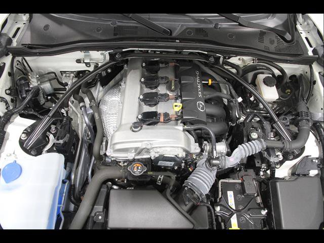 Certified 2024 MAZDA MX-5 Miata Club RWD image 21