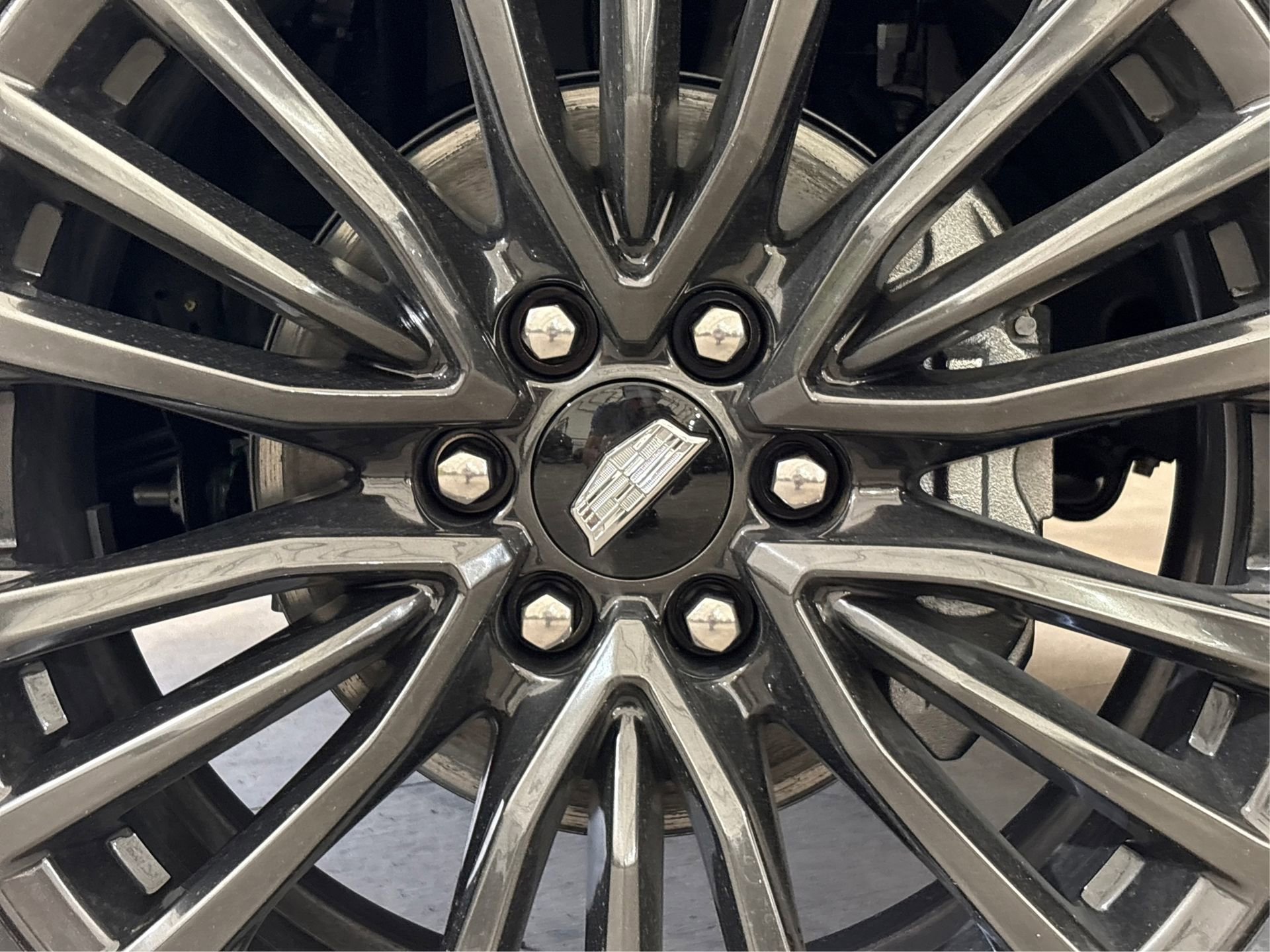 New 2025 Cadillac Escalade ESV Sport Platinum image 13