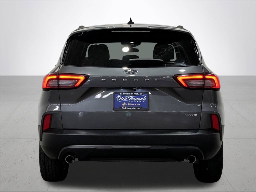 Certified 2025 Ford Escape ST-Line AWD/4WD image 12