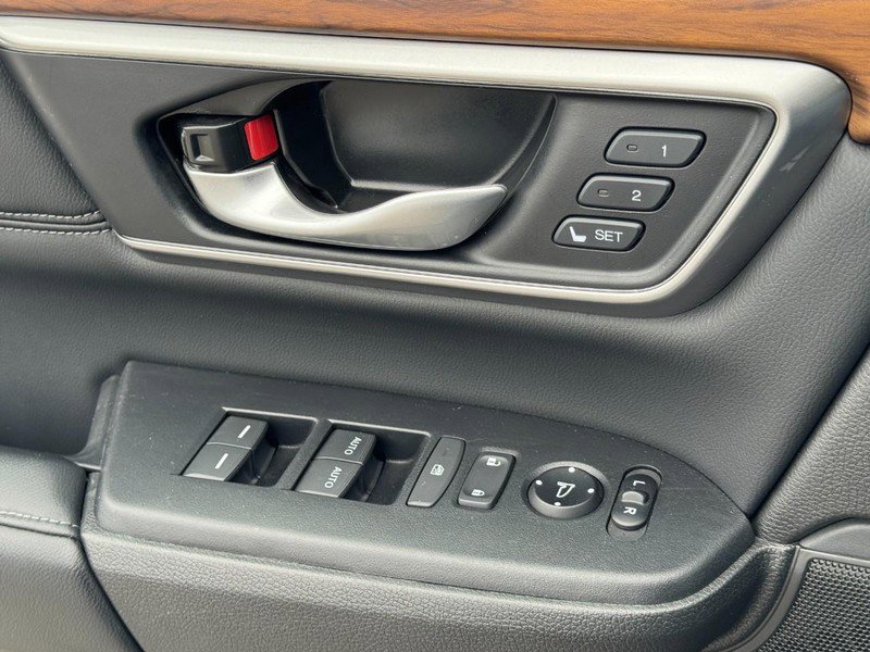 Used 2021 Honda CR-V Touring image 24