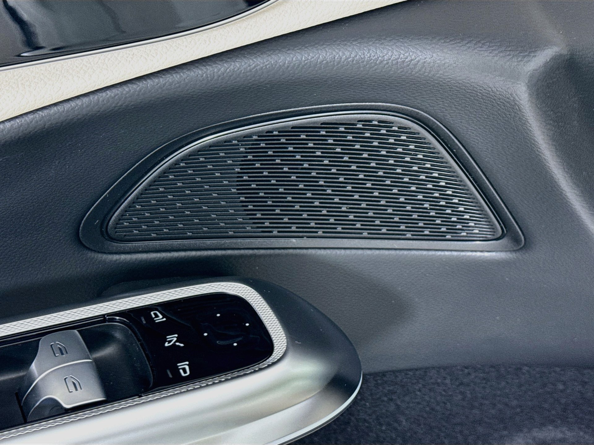New 2027 Mercedes-Benz E 350 Sedan image 20