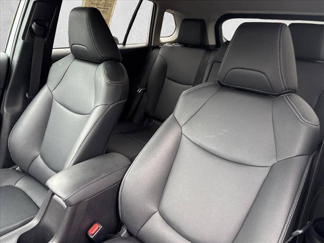 Certified 2026 Toyota Corolla Cross XLE FWD image 19