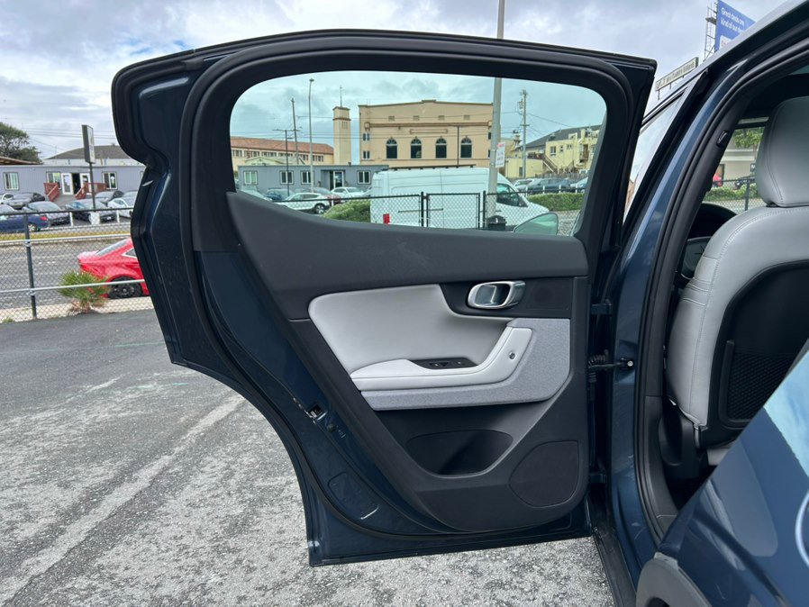 Used 2023 Polestar Polestar 2 w/ Pilot Pack image 54