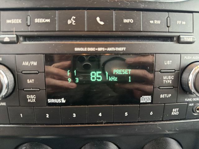 Used 2016 Jeep Patriot Latitude image 18