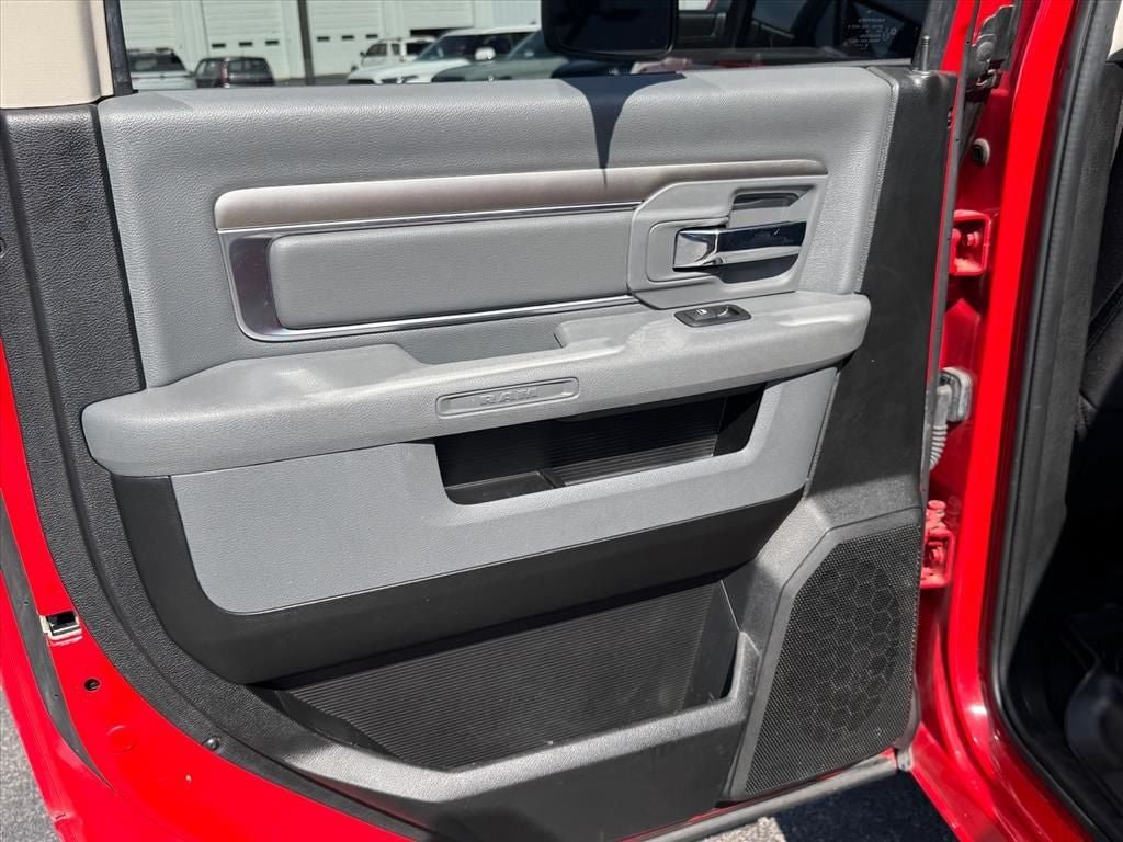 Used 2019 RAM 1500 Warlock AWD/4WD image 17
