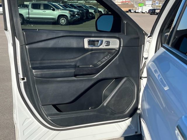 Used 2020 Ford Explorer Limited image 33