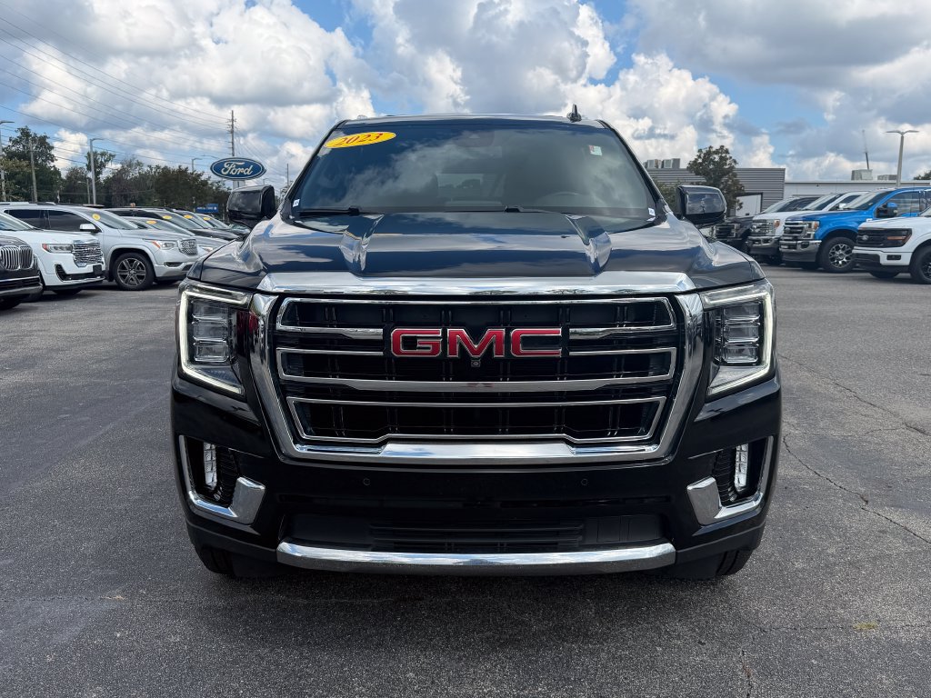 Used 2023 GMC Yukon XL SLT w/ SLT Premium Package RWD image 6