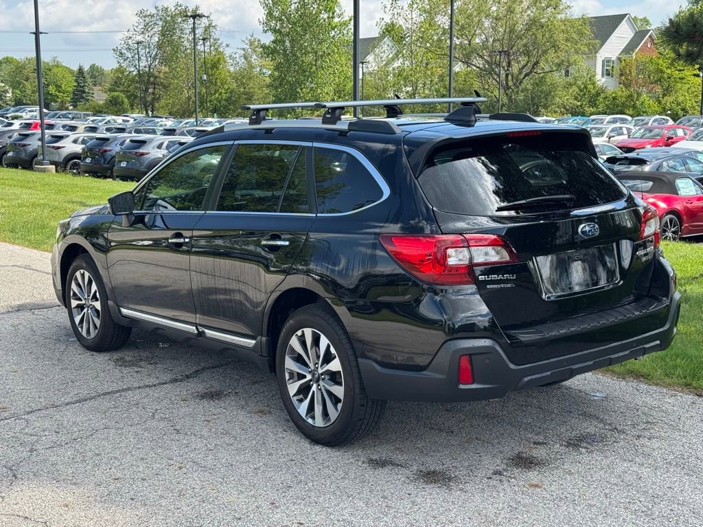 Used 2019 Subaru Outback 3.6R Touring AWD/4WD image 3