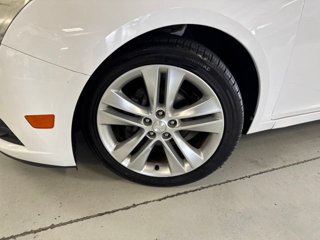 Used 2012 Chevrolet Cruze LTZ FWD image 36