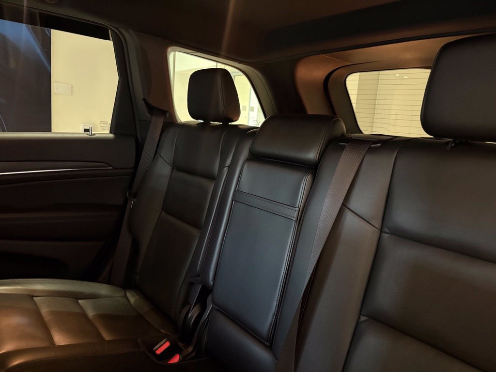 Used 2021 Jeep Grand Cherokee Limited AWD/4WD image 20