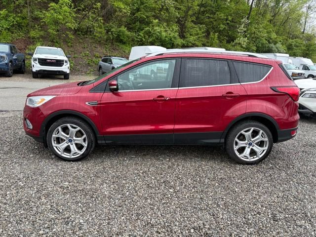 Used 2019 Ford Escape Titanium AWD/4WD image 2