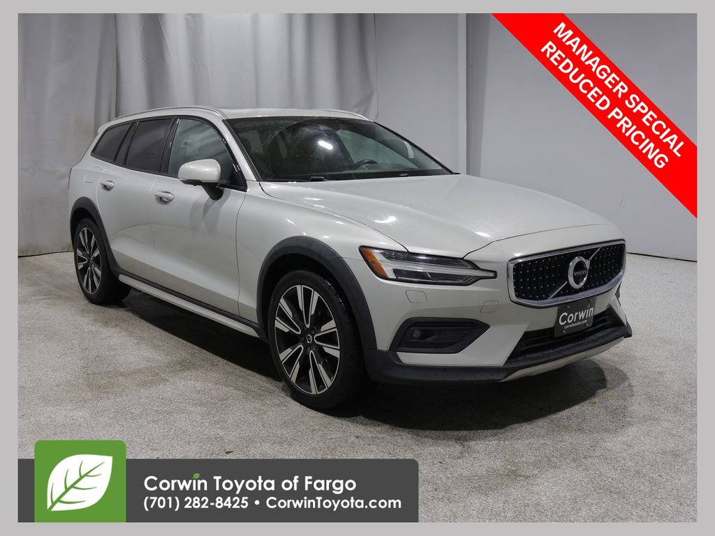 Used 2020 Volvo V60 T5 Cross Country AWD/4WD 360° Tour