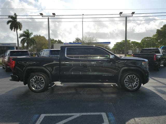 Used 2023 GMC Sierra 1500 Denali Ultimate image 6