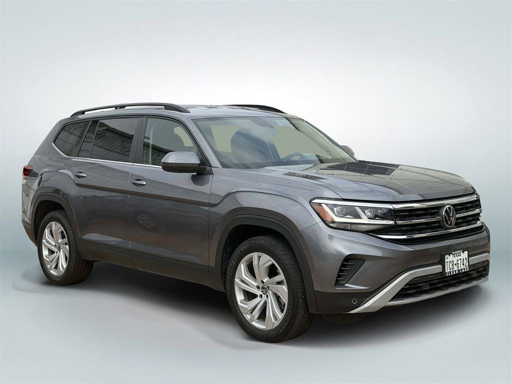 Used 2023 Volkswagen Atlas SE FWD image 2