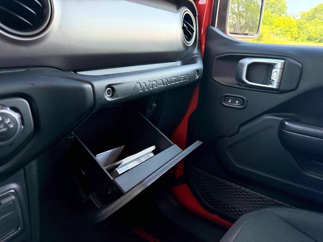 Certified 2019 Jeep Wrangler Unlimited Sport S AWD/4WD image 30