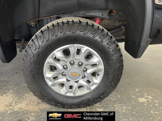 Used 2024 Chevrolet Silverado 2500 LTZ w/ LTZ Premium Package AWD/4WD image 10