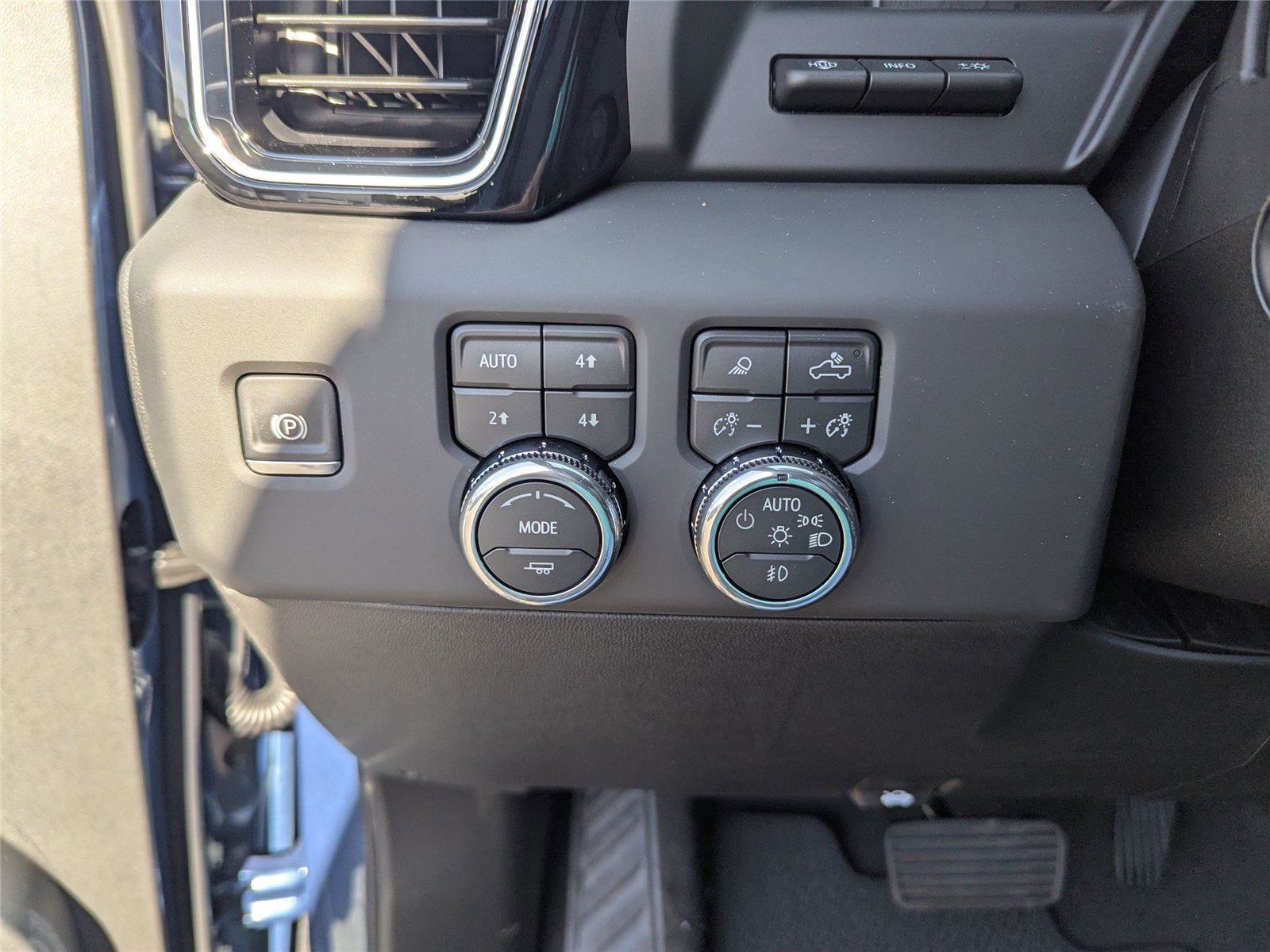 New 2026 GMC Sierra 1500 Denali image 13