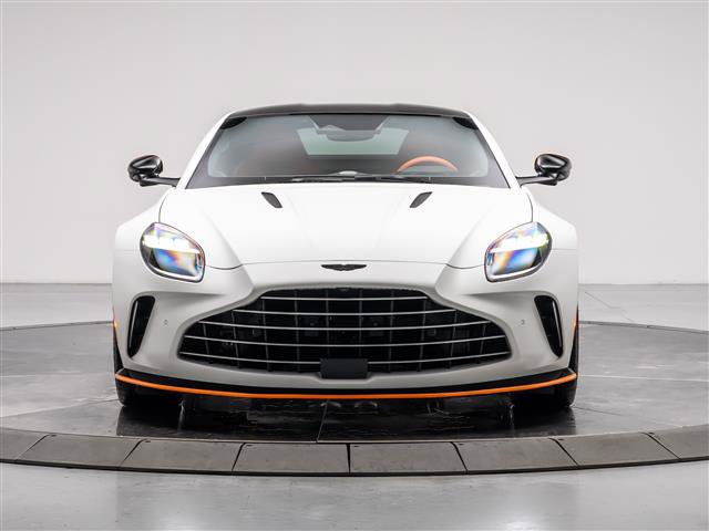 Used 2025 Aston Martin V8 Vantage Coupe RWD image 6