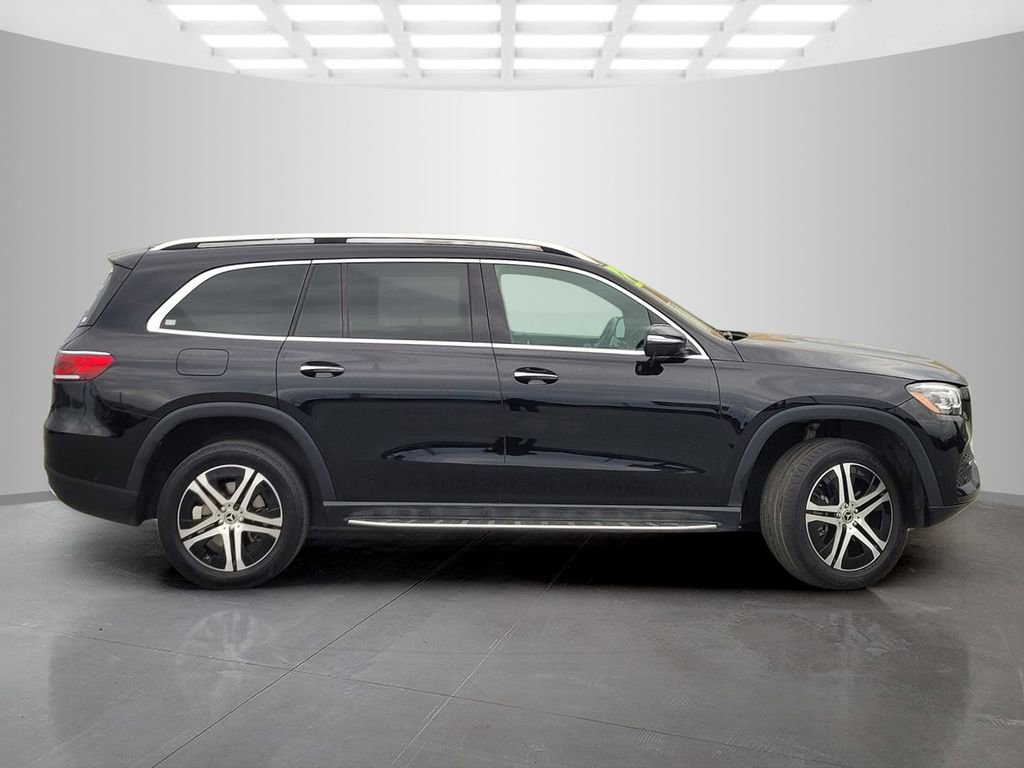 Used 2022 Mercedes-Benz GLS 450 4MATIC image 3