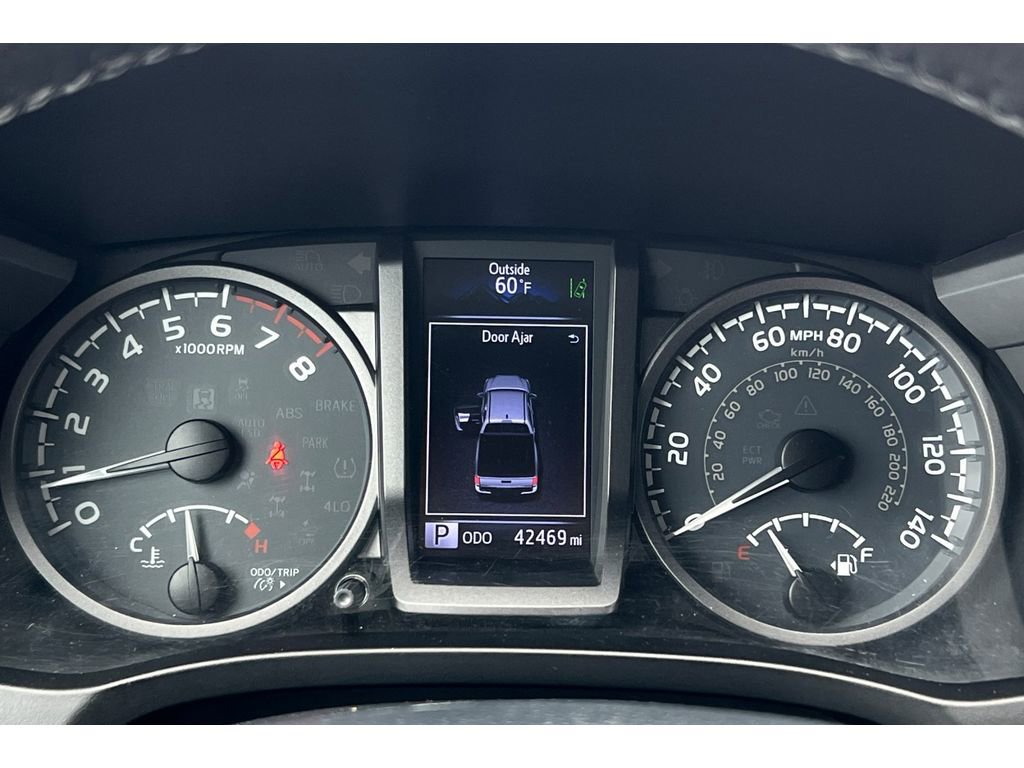 Used 2019 Toyota Tacoma TRD Sport w/ Technology Package AWD/4WD image 28