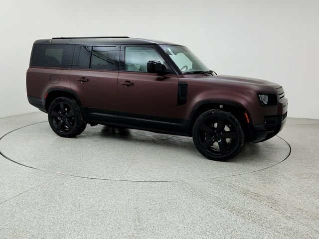 New 2026 Land Rover Defender 130 X-Dynamic SE AWD/4WD image 3