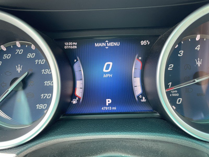 Used 2016 Maserati Ghibli RWD image 17
