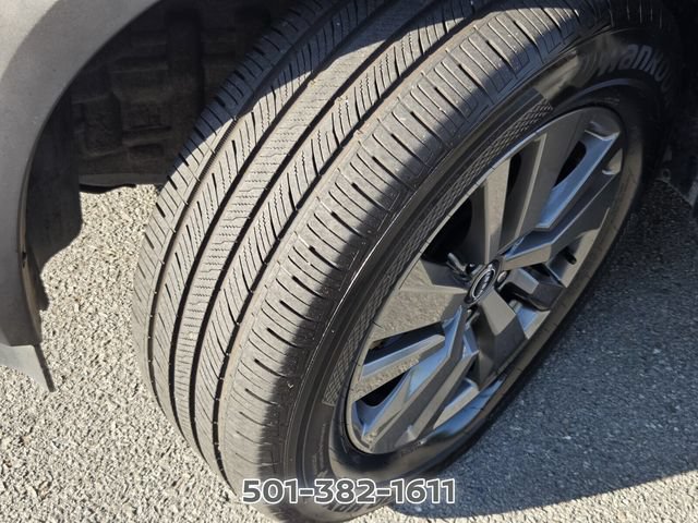 Used 2025 Nissan Pathfinder SV FWD image 21