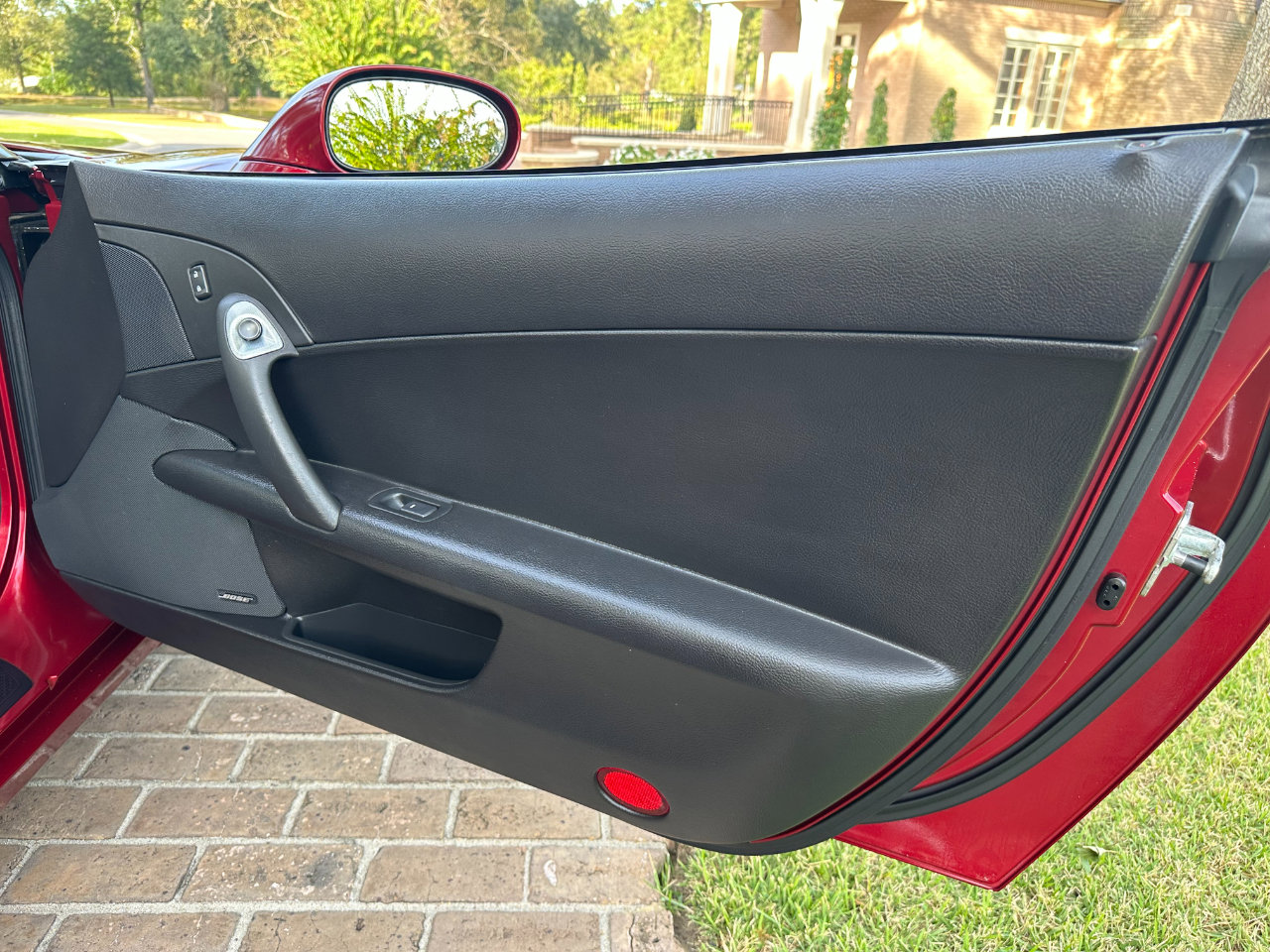 Used 2006 Chevrolet Corvette Convertible w/ Preferred Equipment Group image 16