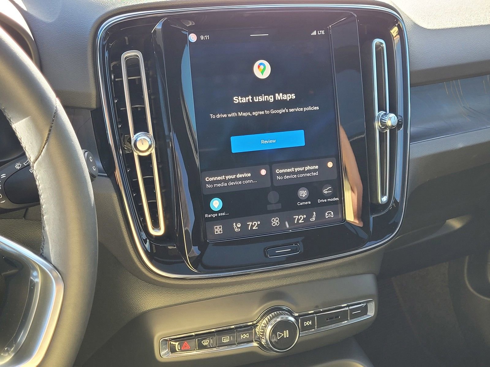 Certified 2023 Volvo XC40 Recharge Ultimate image 24