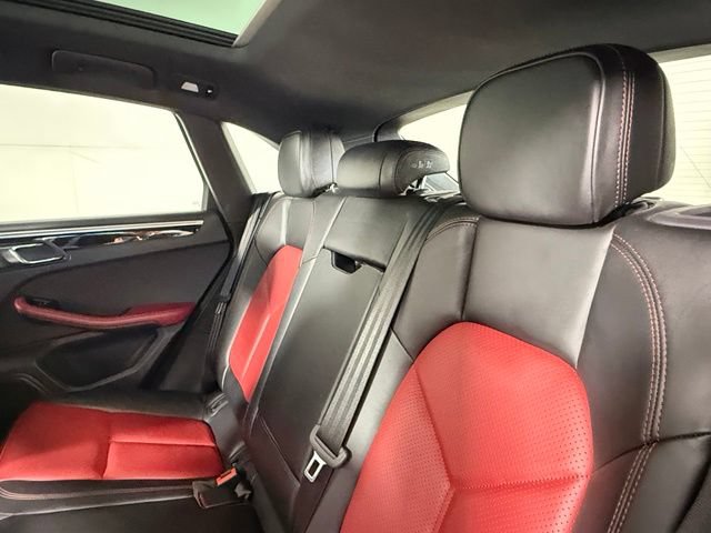 Used 2018 Porsche Macan AWD/4WD image 25