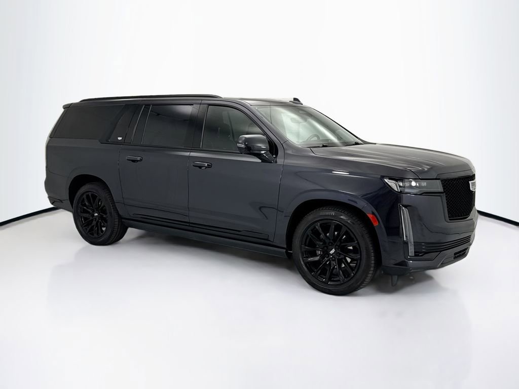 Used 2023 Cadillac Escalade ESV Sport Platinum w/ LPO, ONYX Package image 3