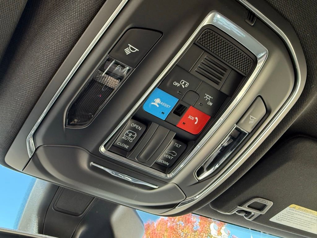 New 2025 Jeep Grand Cherokee L Laredo w/ Trailer Tow Package image 23