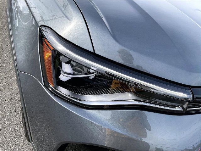 New 2027 Volkswagen Taos S FWD image 15