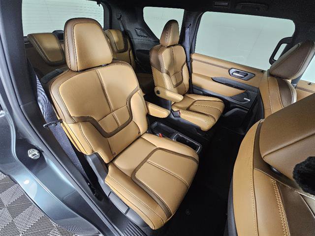 New 2026 Nissan Armada SL w/ Captain's Chari Seat Package image 17
