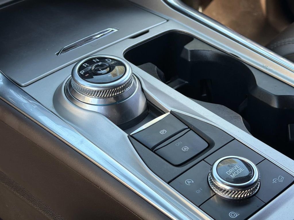 Used 2023 Ford Explorer King Ranch w/ Class IV Trailer Tow Package image 11