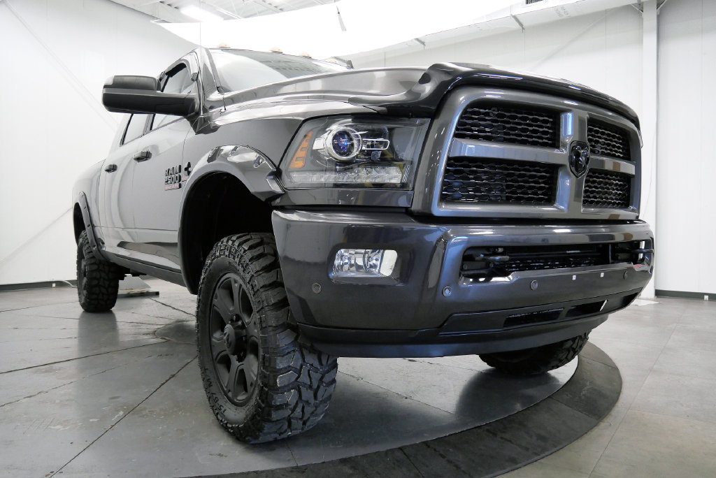 Used 2017 RAM 2500 Laramie w/ Sport Appearance Group AWD/4WD image 40