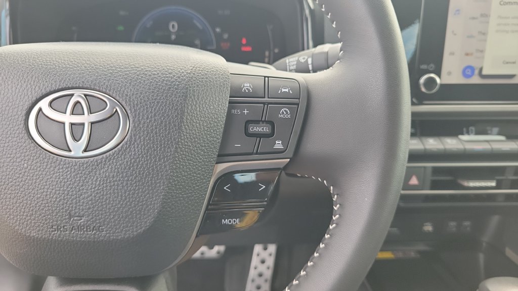 Used 2026 Toyota Camry SE FWD image 20