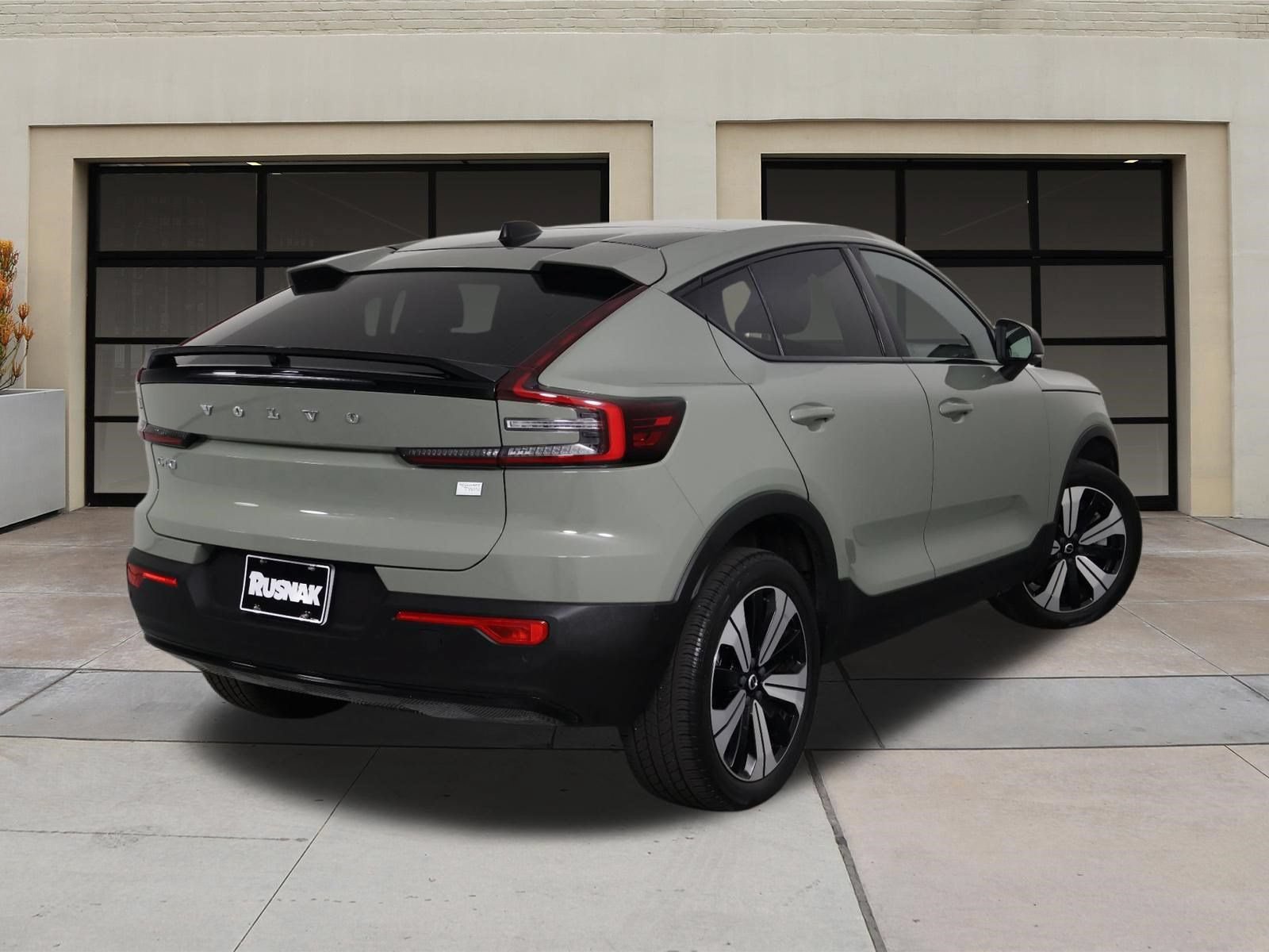Used 2023 Volvo C40 P8 Recharge Plus w/ Protection Package Premier AWD/4WD image 4