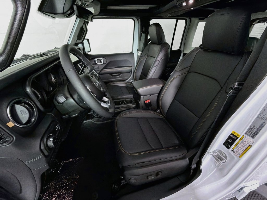 New 2027 Jeep Wrangler Unlimited Sahara AWD/4WD image 22