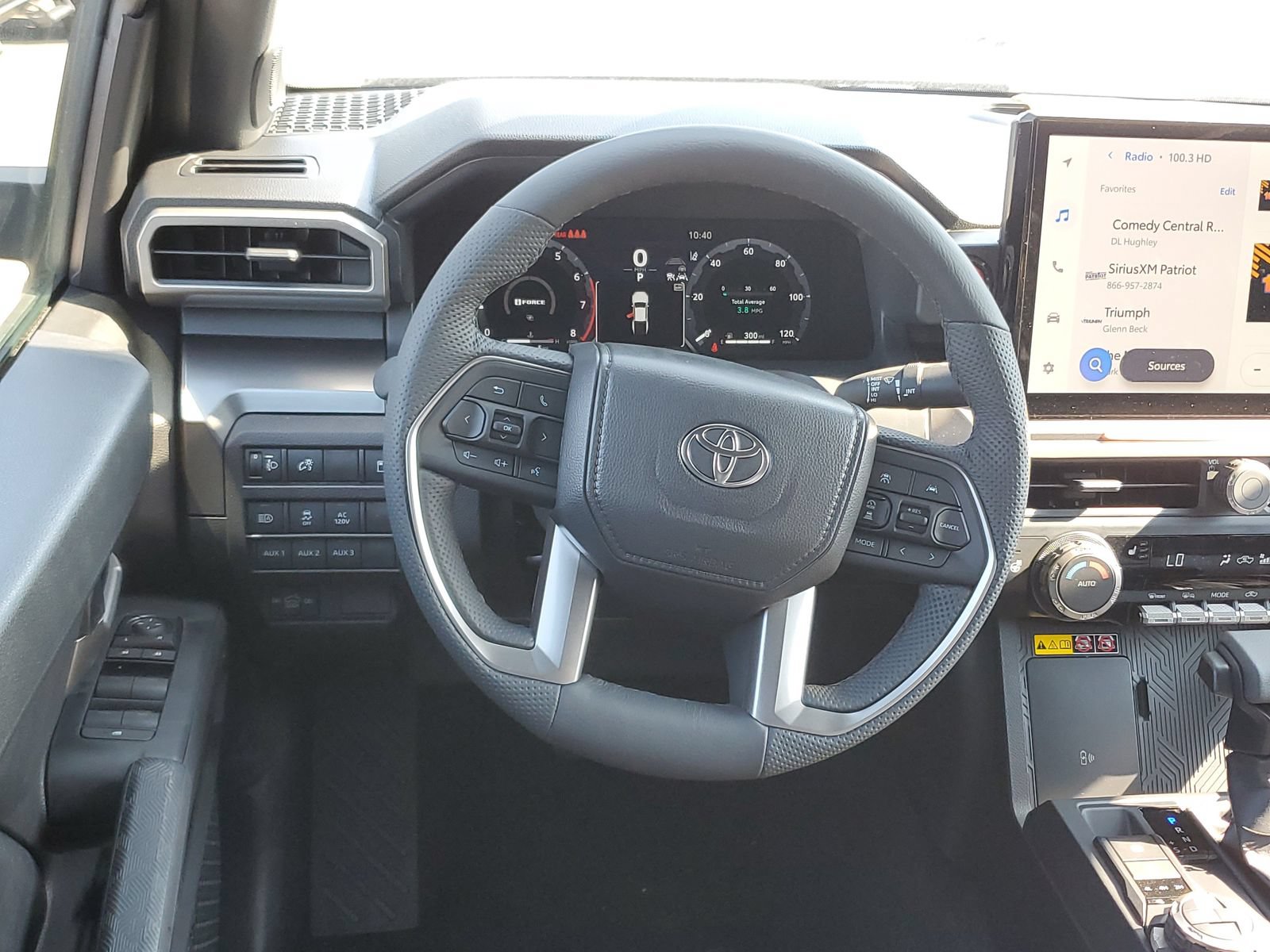 Used 2026 Toyota Tacoma TRD Off-Road w/ TRD Off Road Upgrade Package AWD/4WD image 11